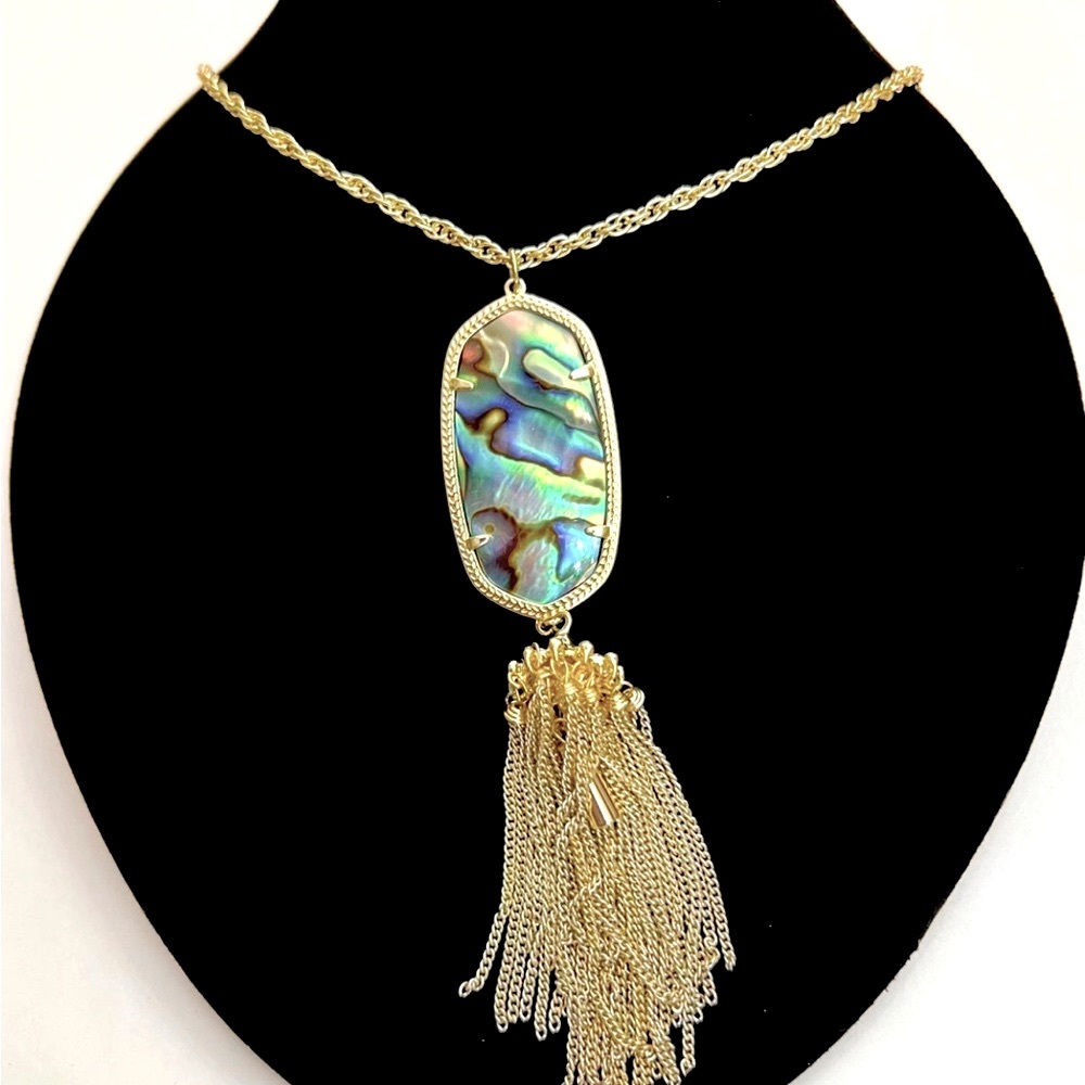 Kendra Scott Mari Long Gold Pendant Necklace